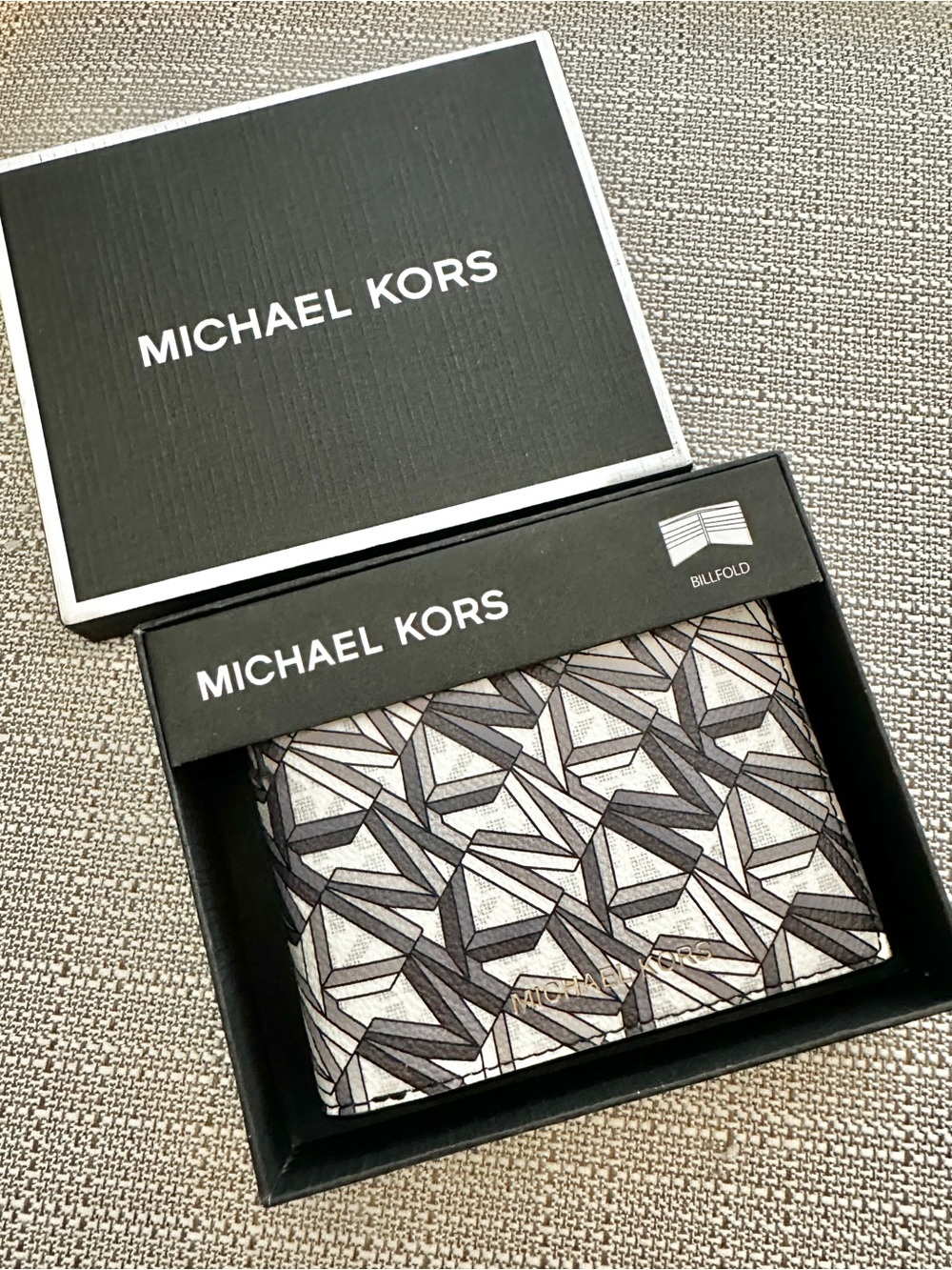 Michael Kors Men’s Geometric Leather Billfold Wallet - Black & White